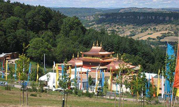 Temple bouddhiste de Roqueronde